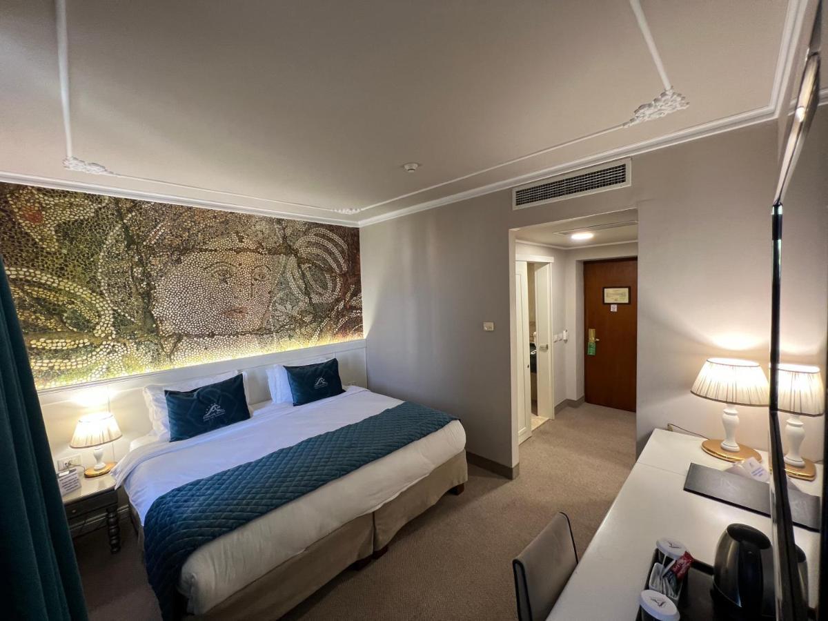 Adriatik Hotel, Bw Premier Collection